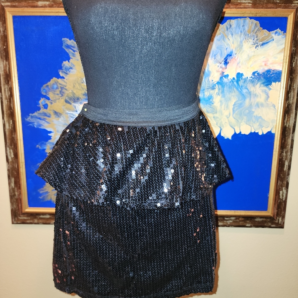 Skirt Sequence - image 2